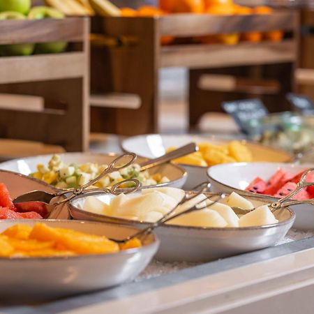 Tirana Marriott Hotel Eksteriør bilde