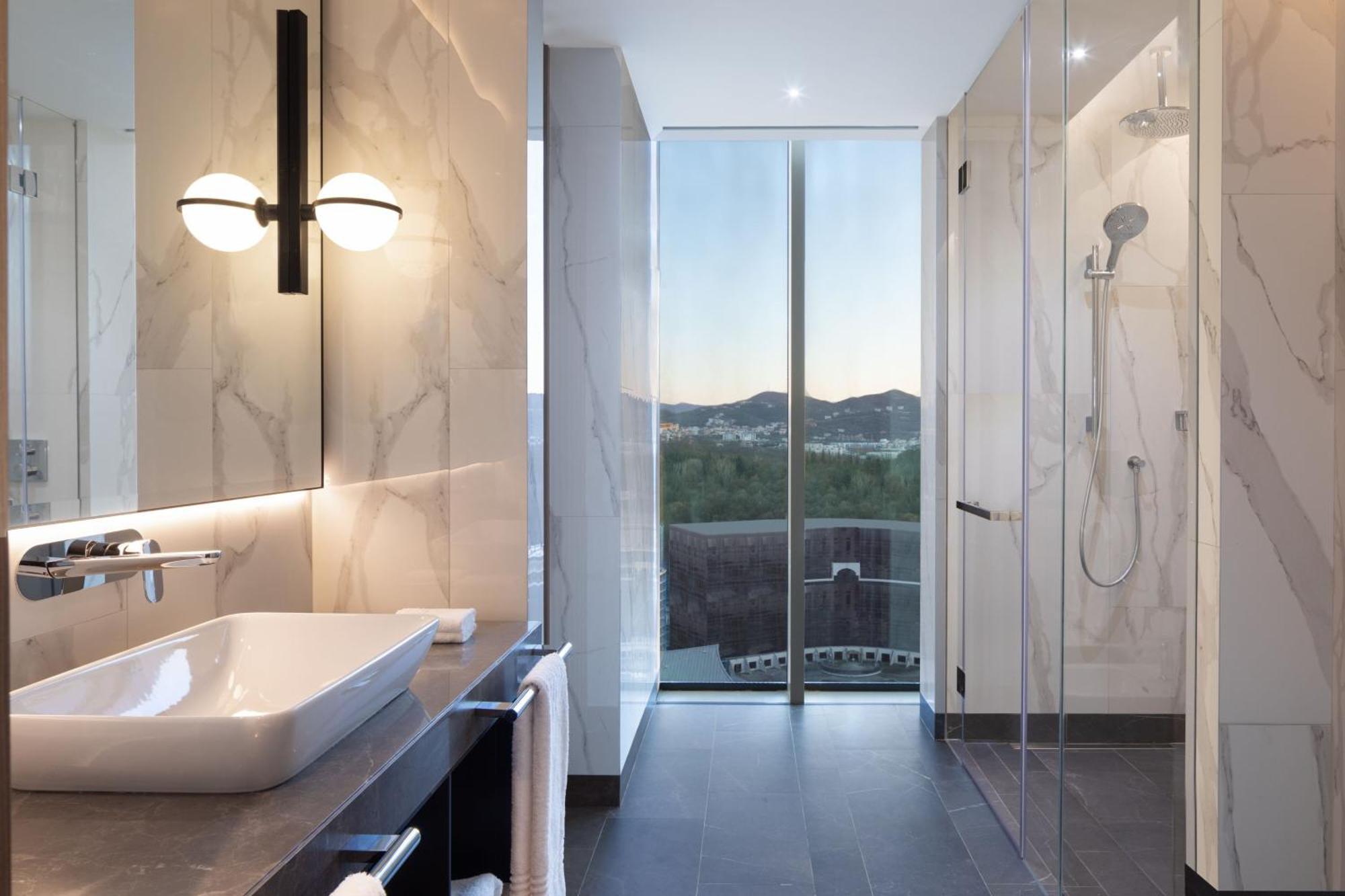 Tirana Marriott Hotel Eksteriør bilde