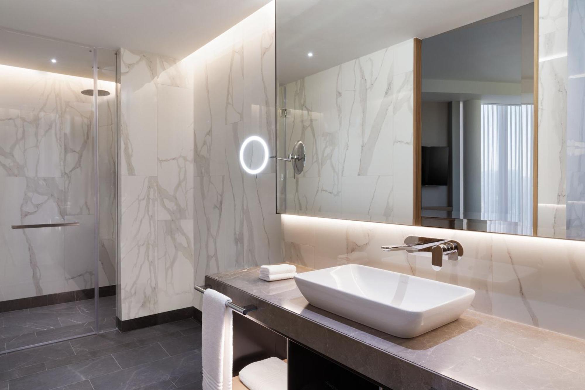 Tirana Marriott Hotel Eksteriør bilde